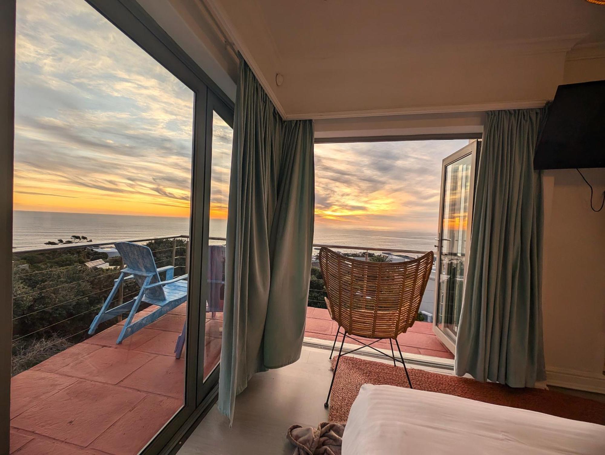 Beachwood Camps Bay ケープタウン エクステリア 写真