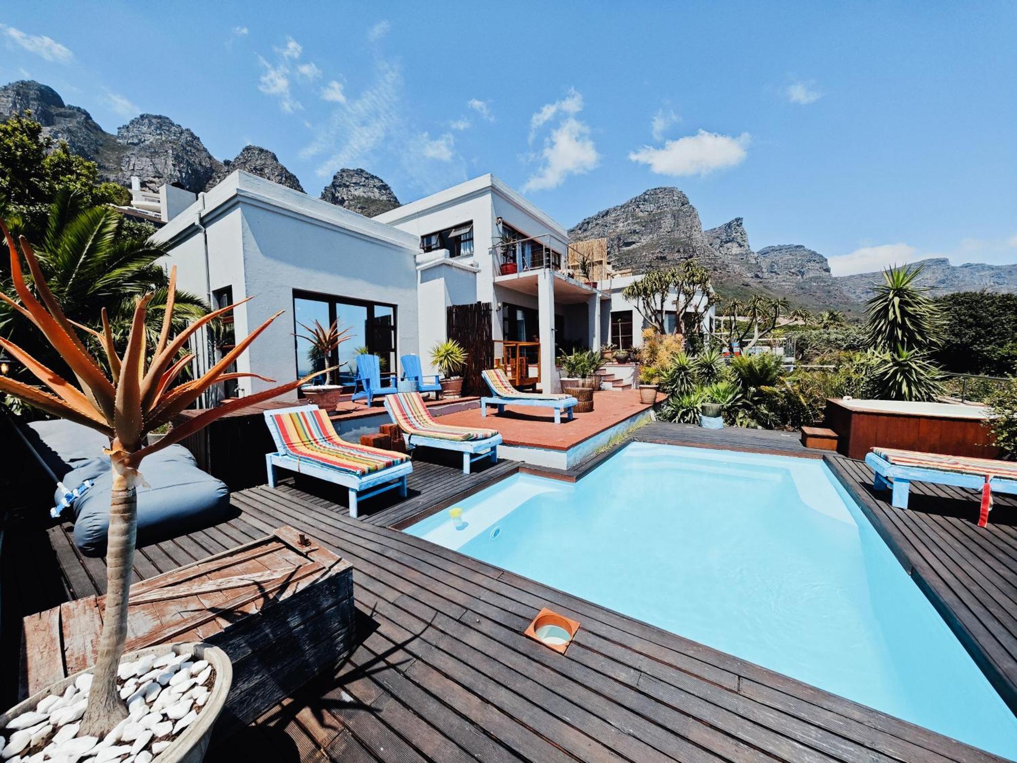 Beachwood Camps Bay ケープタウン エクステリア 写真